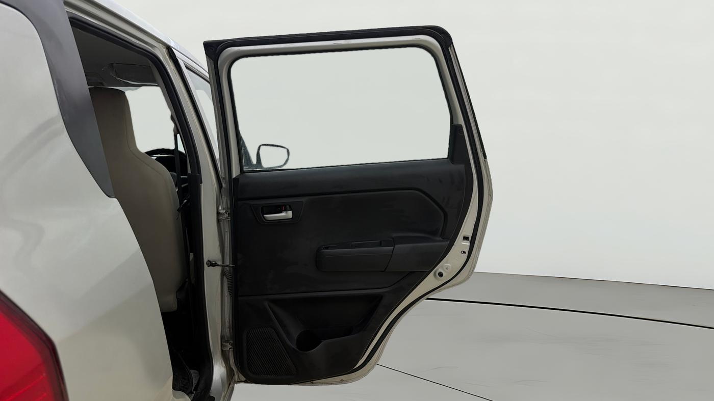 2022 Maruti New Wagon-R VXI (O) 1.0, Petrol, Manual, 18,267 km, RHS Rear Door