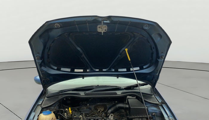 2016 Volkswagen Ameo HIGHLINE1.2L, Petrol, Manual, 68,683 km, Open Bonet