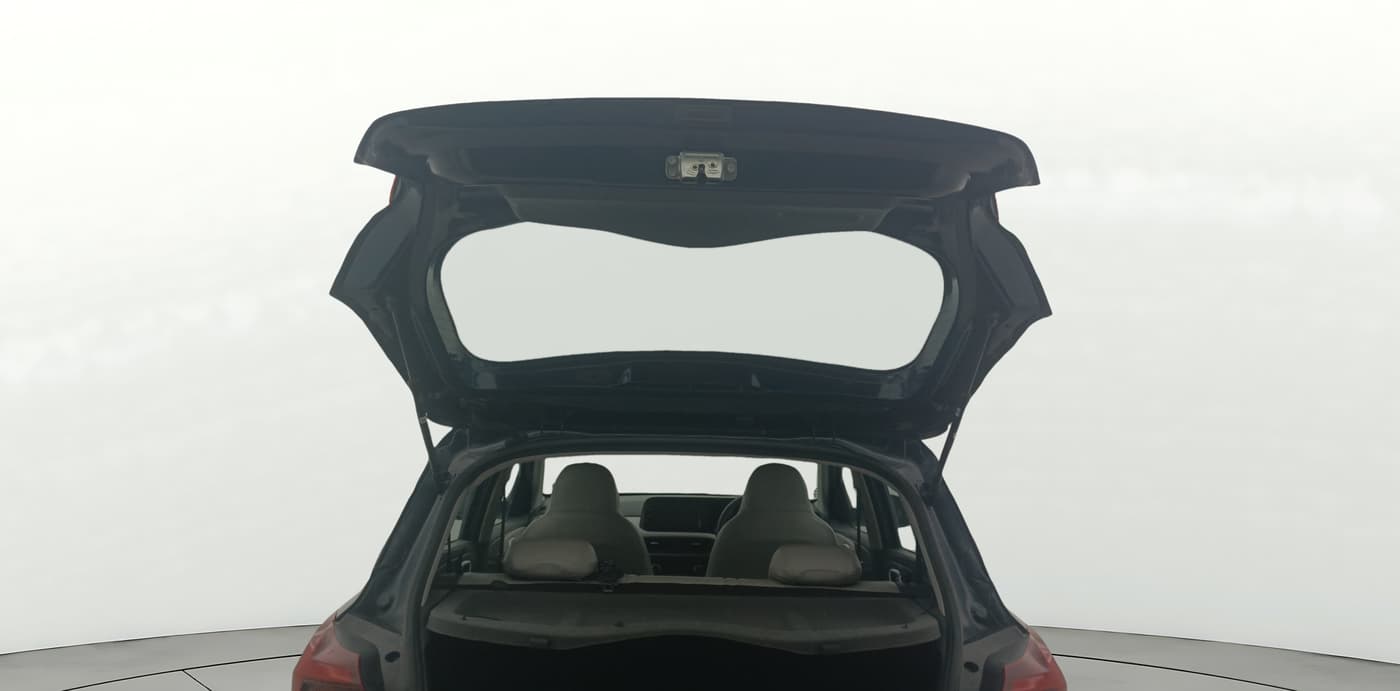 2024 Hyundai GRAND I10 NIOS SPORTZ AMT 1.2 KAPPA VTVT, Petrol, Automatic, 17,688 km, Boot Door Open