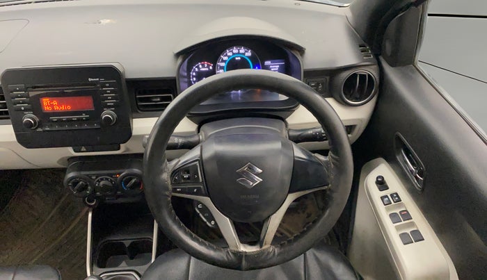2017 Maruti IGNIS ZETA 1.2, Petrol, Manual, 1,06,680 km, Steering Wheel Close Up
