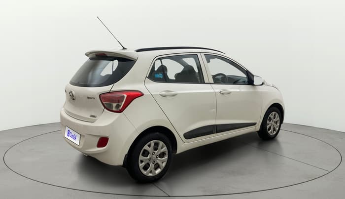 2016 Hyundai Grand i10 SPORTZ 1.1 CRDI, Diesel, Manual, 87,824 km, Right Back Diagonal