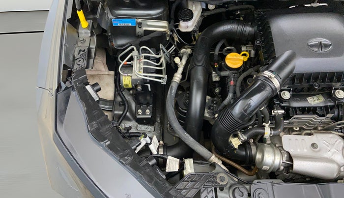 2023 Tata NEXON FEARLESS 1.2 REVOTRON 6 MT DT, Petrol, Manual, 18,004 km, Engine View - Right