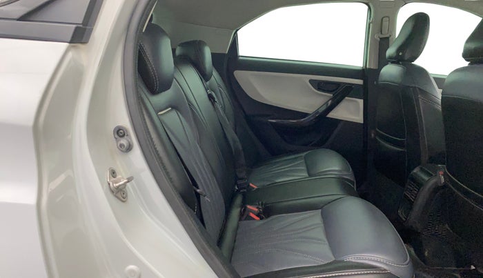 2024 Tata NEXON Pure 1.2 iCNG, CNG, Manual, 88,371 km, Right Side Rear Door Cabin