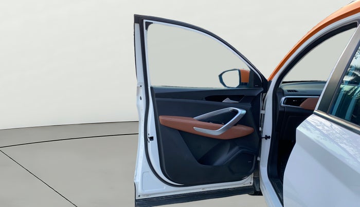 2021 MG HECTOR PLUS SHARP 1.5 PETROL TURBO DCT 6-STR, Petrol, Automatic, 48,202 km, LHS Front Door