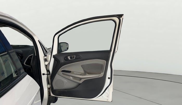 2013 Ford Ecosport TREND 1.5L PETROL, Petrol, Manual, 1,00,513 km, RHS Front Door