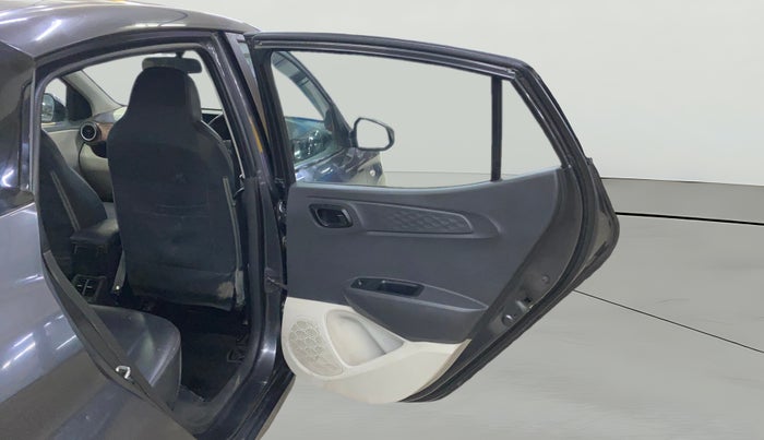 2022 Hyundai AURA S 1.2 CNG, CNG, Manual, 56,755 km, RHS Rear Door