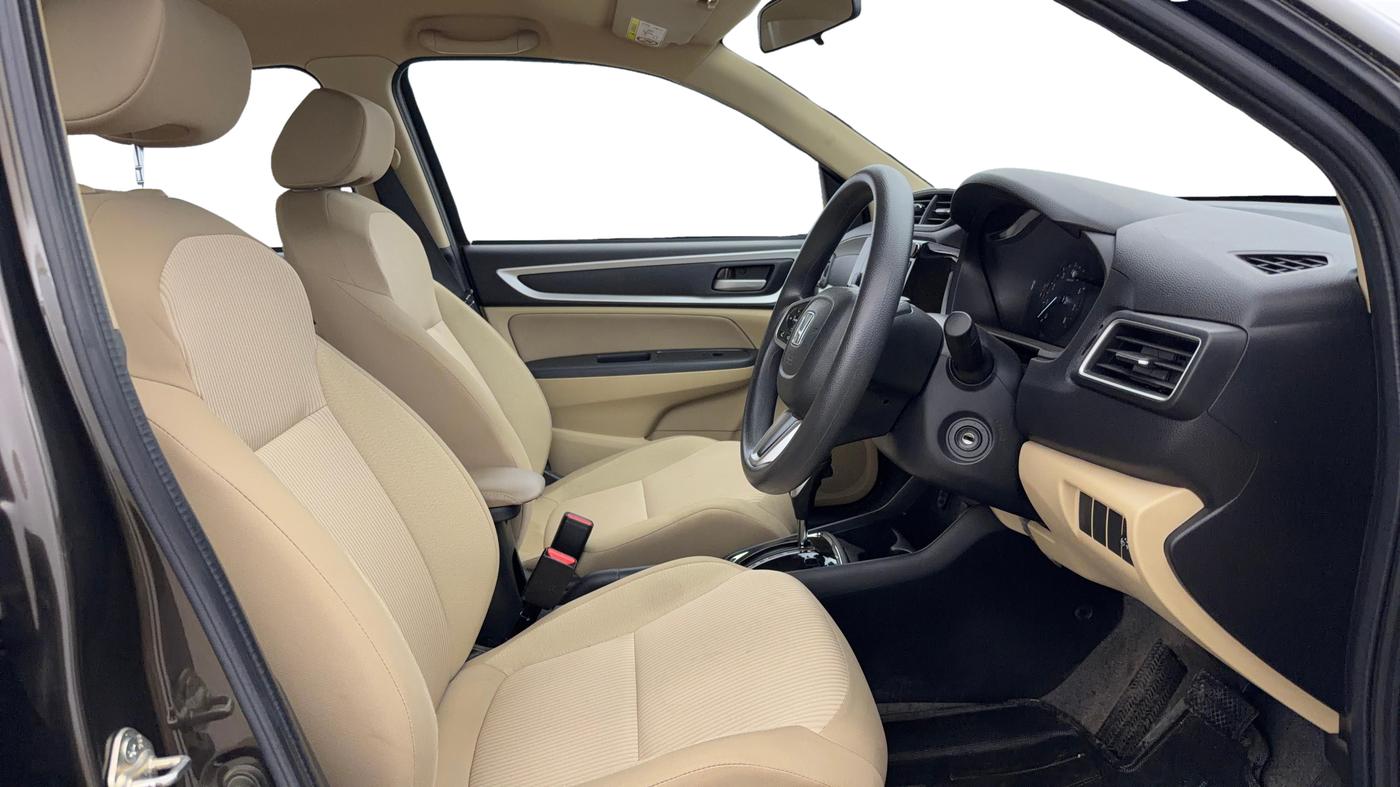 2023 Honda Amaze 1.2L I-VTEC S CVT, Petrol, Automatic, 30,227 km, Right Side Front Door Cabin