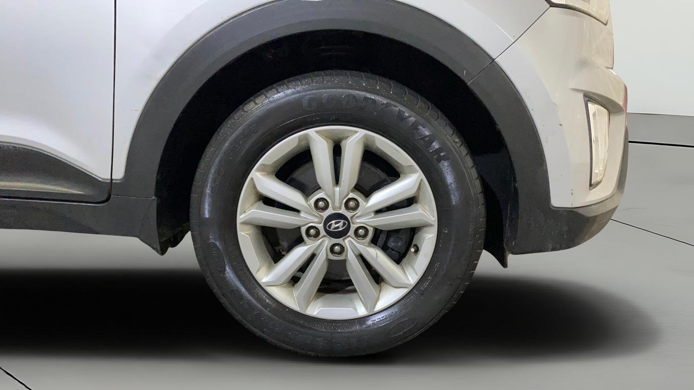 2016 Hyundai Creta SX PLUS 1.6 PETROL, Petrol, Manual, 61,854 km, Right Front Wheel