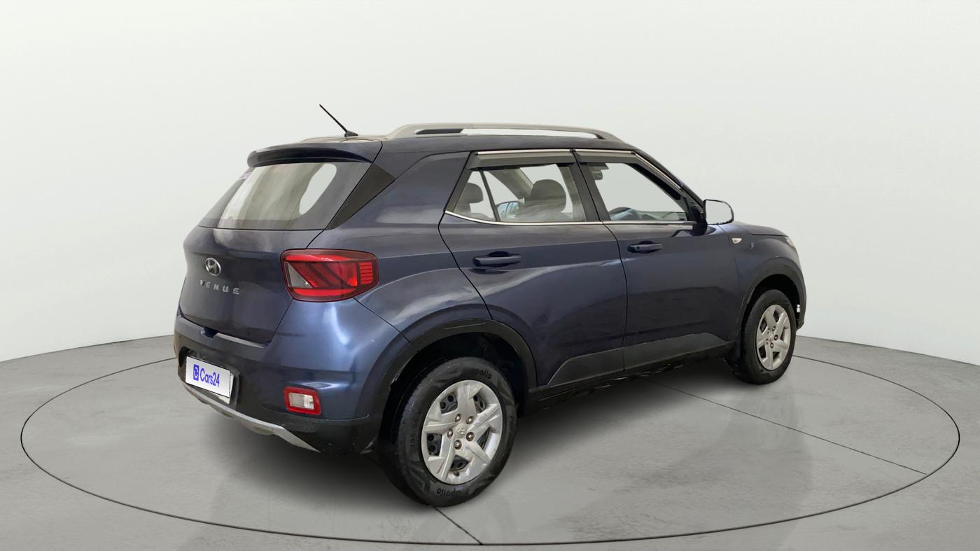 2019 Hyundai VENUE S 1.2, Petrol, Manual, 1,14,340 km, Right Back Diagonal