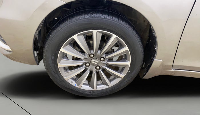 2018 Maruti Ciaz ALPHA DIESEL 1.3, Diesel, Manual, 97,854 km, Left Front Wheel