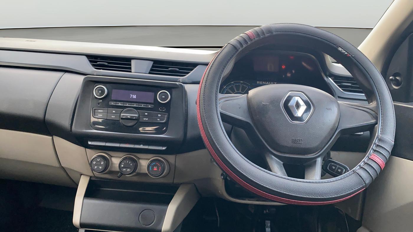 2022 Renault TRIBER RXL MT, CNG, Manual, 51,509 km, Steering Wheel Close Up