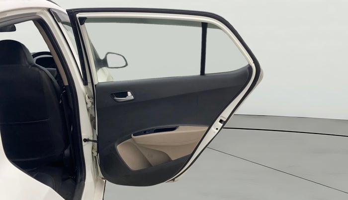 2018 Hyundai Grand i10 SPORTZ (O) AT 1.2 KAPPA VTVT, Petrol, Automatic, 68,964 km, RHS Rear Door