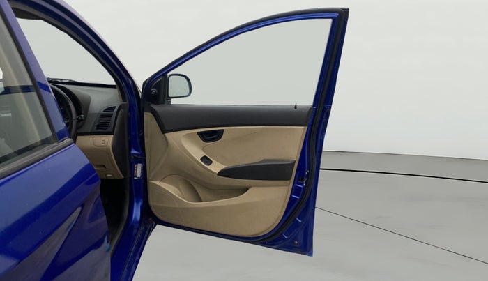 2015 Hyundai Eon MAGNA +, Petrol, Manual, 57,244 km, RHS Front Door