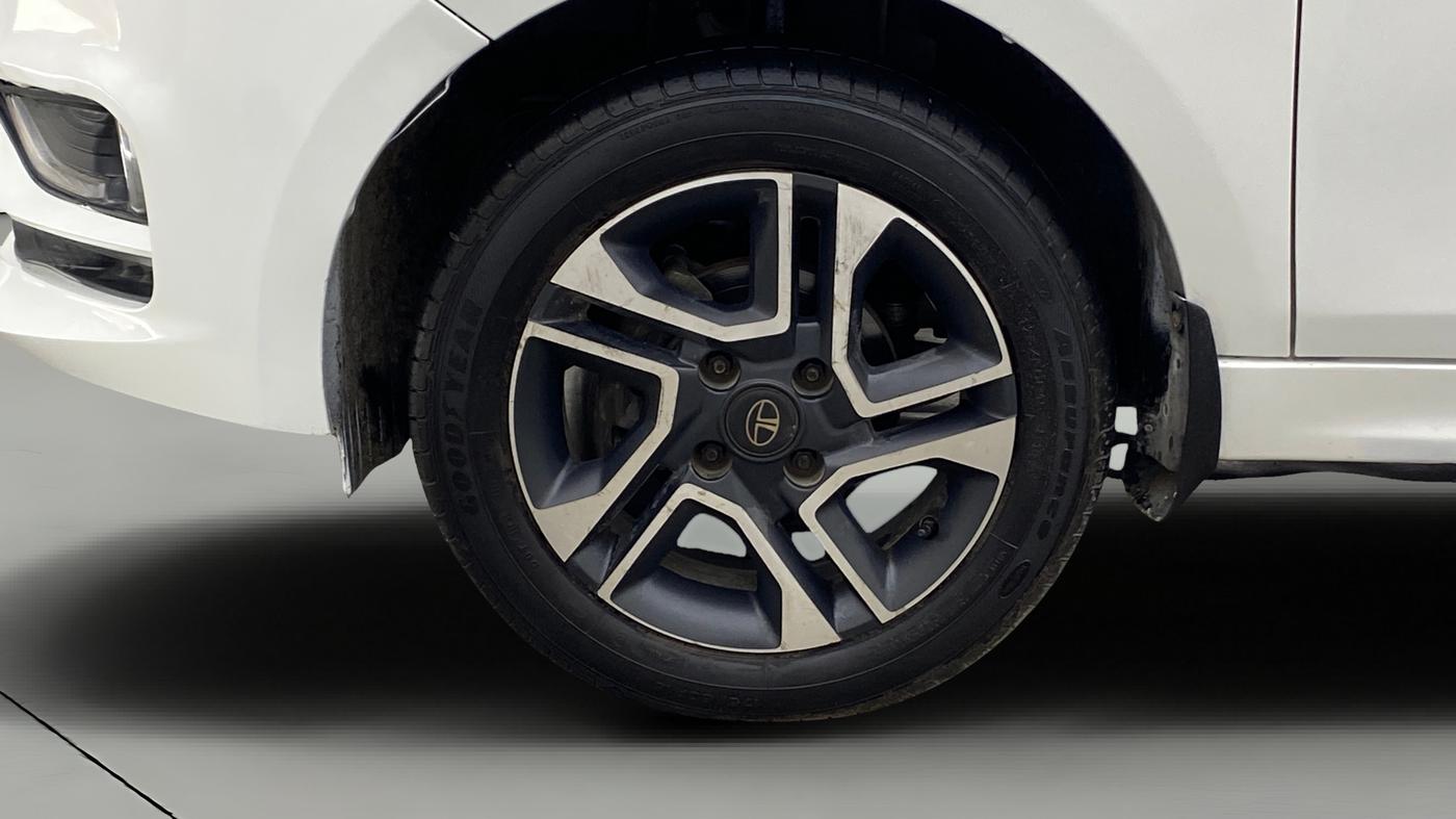 2023 Tata Tiago XZ PLUS PETROL, Petrol, Manual, 45,693 km, Left Front Wheel