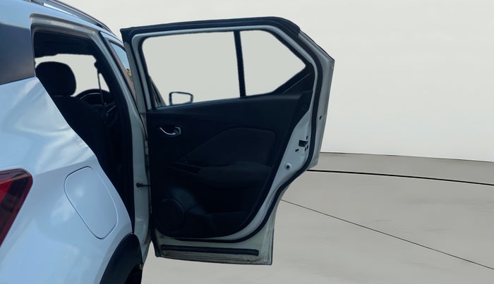 2019 Nissan Kicks XV 1.5, Petrol, Manual, 70,782 km, RHS Rear Door