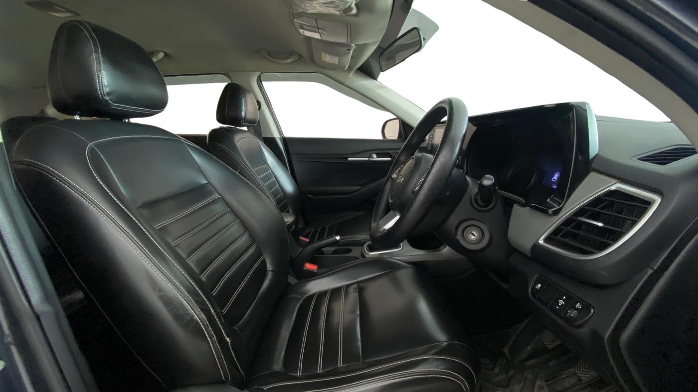 2022 KIA SELTOS HTK 1.5 DIESEL, Diesel, Manual, 1,23,910 km, Right Side Front Door Cabin