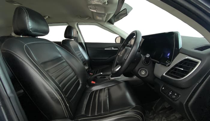 2022 KIA SELTOS HTK 1.5 DIESEL, Diesel, Manual, 1,23,910 km, Right Side Front Door Cabin