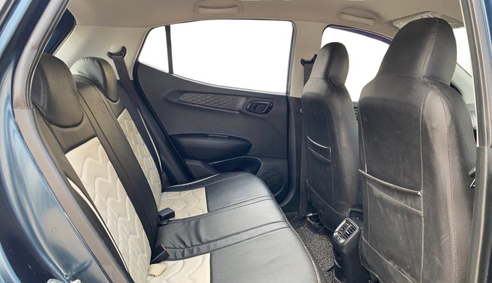 2022 Hyundai GRAND I10 NIOS MAGNA CORPORATE EDITION 1.2 KAPPA VTVT, Petrol, Manual, 17,381 km, Right Side Rear Door Cabin