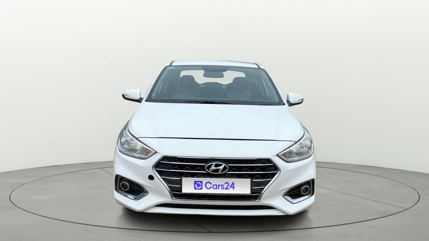 2018 Hyundai Verna 1.6 EX CRDI, Diesel, Manual, 80,426 km, Front