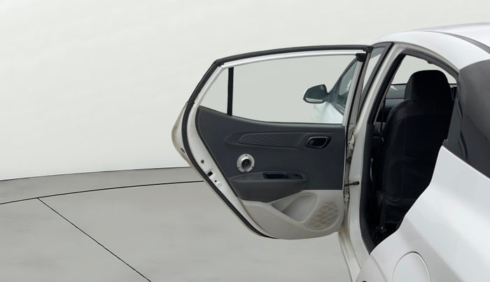 2020 Hyundai AURA SX+ 1.0 TURBO GDI MT, Petrol, Manual, 46,828 km, LHS Rear Door