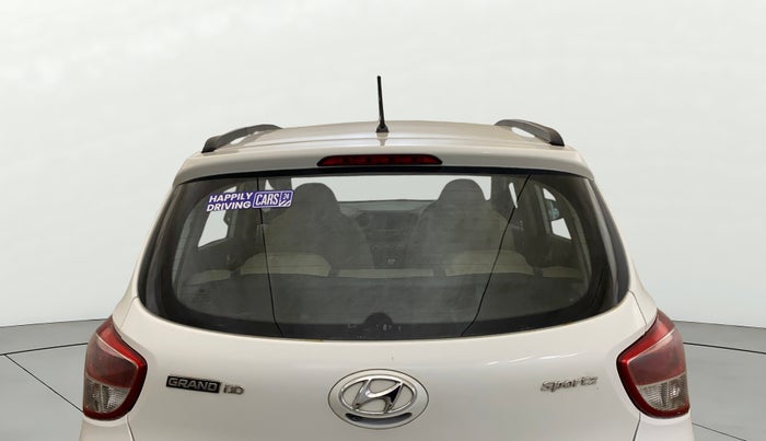 2017 Hyundai Grand i10 SPORTZ (O) 1.2 KAPPA VTVT, Petrol, Manual, 47,654 km, Rear Windshield