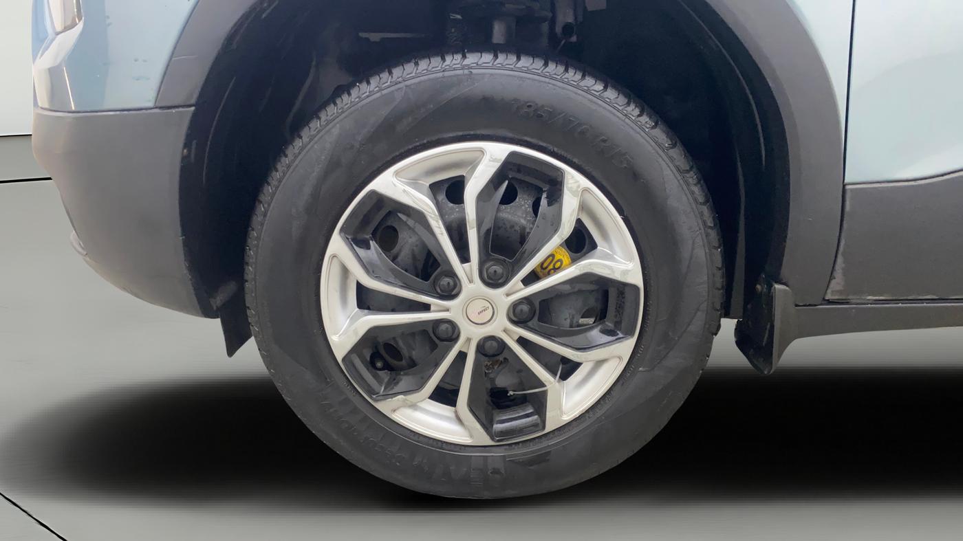 2021 Tata PUNCH ADVENTURE AMT, Petrol, Automatic, 73,695 km, Left Front Wheel