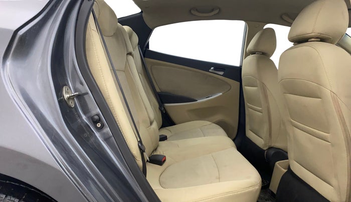 2012 Hyundai Verna FLUIDIC 1.4 VTVT, Petrol, Manual, 1,09,489 km, Right Side Rear Door Cabin
