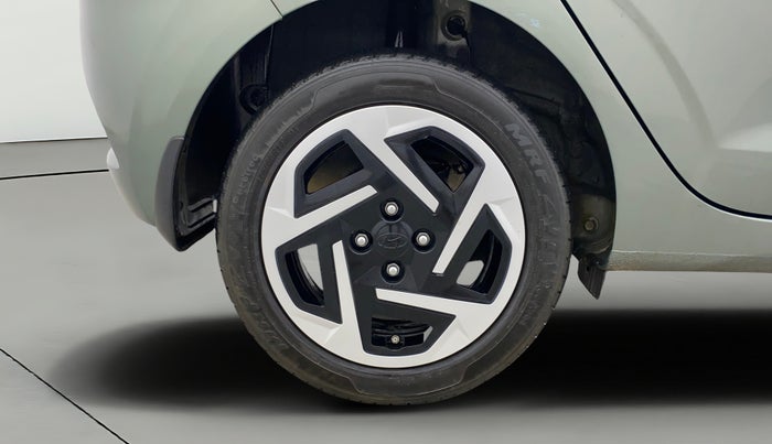 2023 Hyundai GRAND I10 NIOS SPORTZ AMT 1.2 KAPPA VTVT, Petrol, Automatic, 11,795 km, Right Rear Wheel