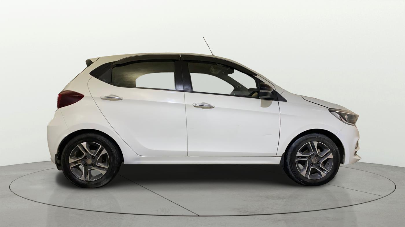 2023 Tata Tiago XZ PLUS PETROL, CNG, Manual, 67,106 km, Right Side View