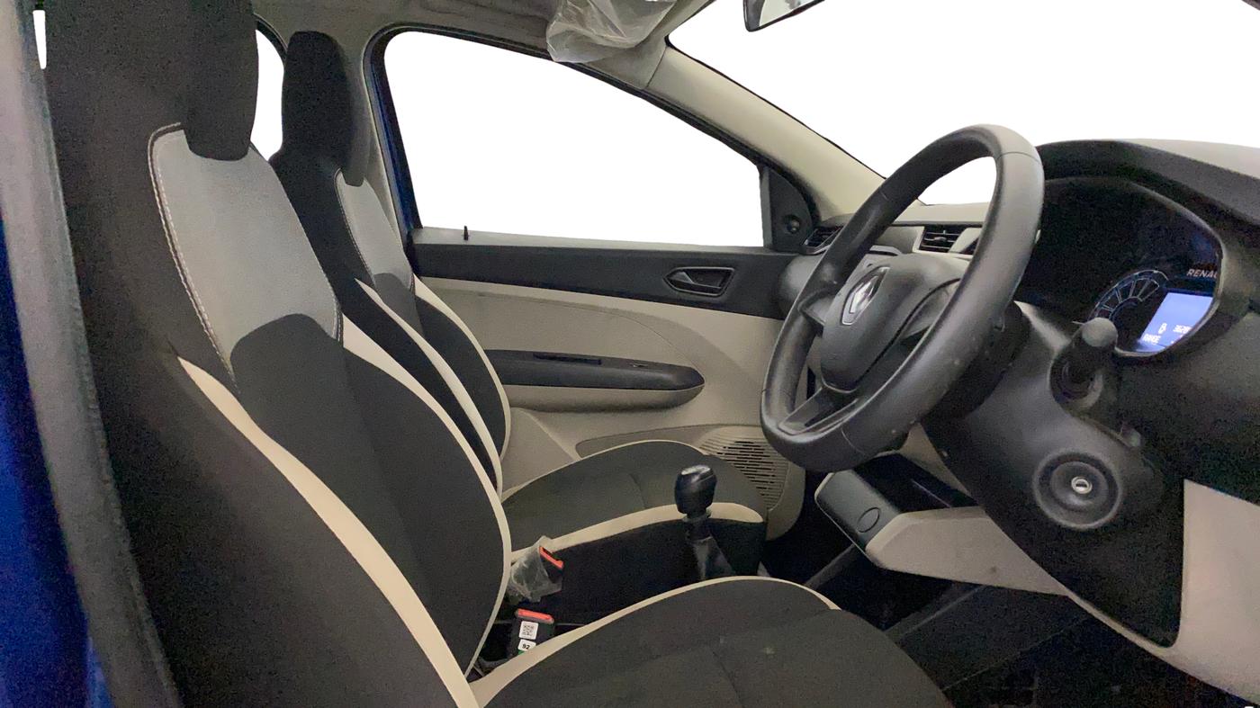 2023 Renault TRIBER RXL MT, Petrol, Manual, 36,002 km, Right Side Front Door Cabin