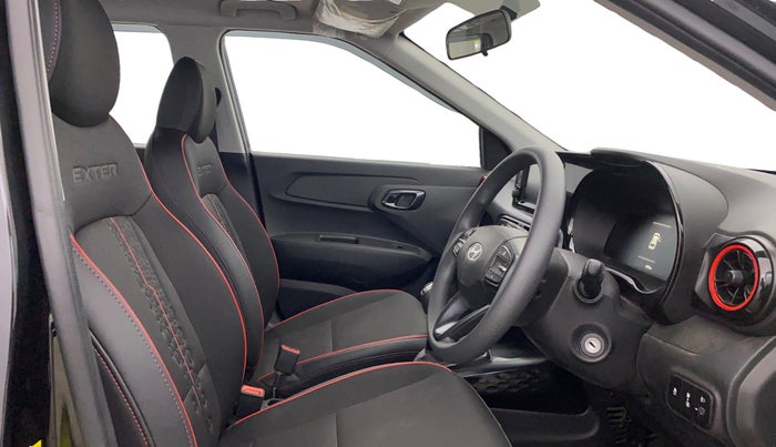 2025 Hyundai EXTER SX 1.2 MT Knight Edition Hy-CNG Duo, CNG, Manual, 4,273 km, Right Side Front Door Cabin