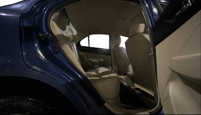 2018 Maruti Dzire ZDI PLUS AMT, Diesel, Automatic, 58,894 km, Right Side Rear Door Cabin