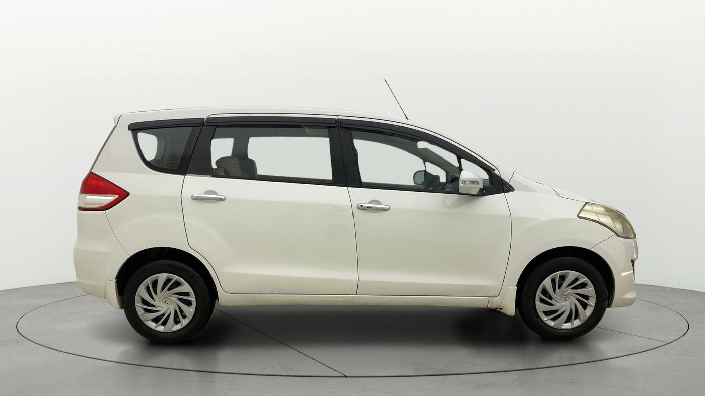 2015 Maruti Ertiga VDI, Diesel, Manual, 82,454 km, Right Side View