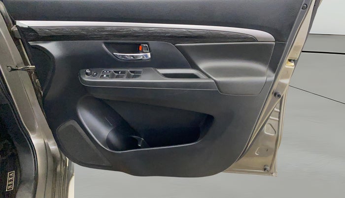 2021 Maruti XL6 ZETA MT, Petrol, Manual, 38,169 km, Driver Side Door Panels Control