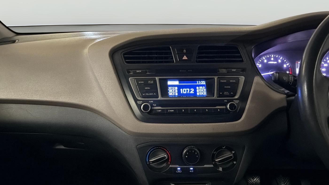 2014 Hyundai Elite i20 MAGNA 1.2, Petrol, Manual, 58,469 km, Air Conditioner
