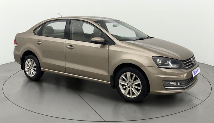 2016 Volkswagen Vento HIGHLINE 1.5 AT, Diesel, Automatic, 1,22,532 km, Right Front Diagonal