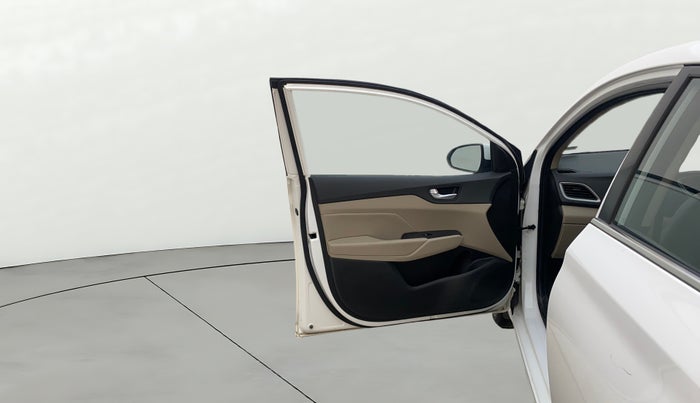 2018 Hyundai Verna 1.6 VTVT SX O, Petrol, Manual, 55,654 km, LHS Front Door