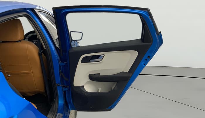 2021 Tata ALTROZ XZ PETROL, Petrol, Manual, 26,606 km, RHS Rear Door