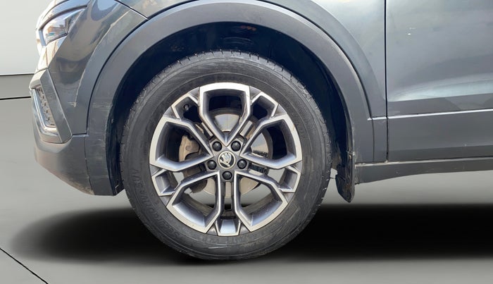 2022 Skoda KUSHAQ STYLE 1.0L TSI MT, Petrol, Manual, 71,865 km, Left Front Wheel