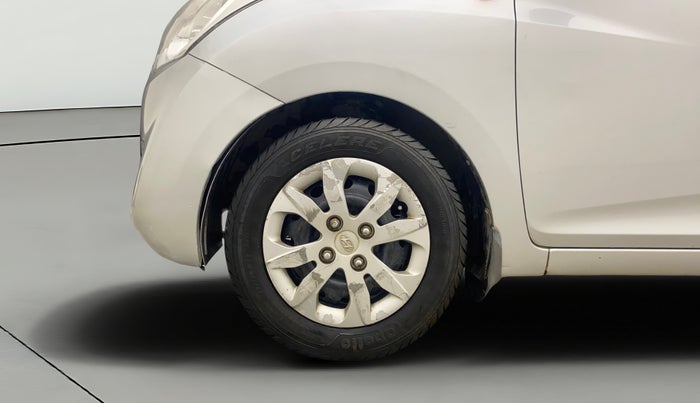 2014 Hyundai Eon SPORTZ, Petrol, Manual, 99,432 km, Left Front Wheel