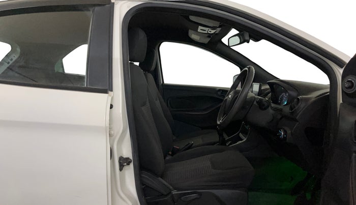 2021 Ford FREESTYLE TITANIUM 1.2 PETROL, Petrol, Manual, 74,126 km, Right Side Front Door Cabin