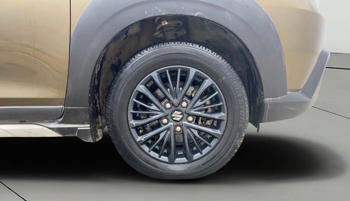 2021 Maruti XL6 ALPHA AT, Petrol, Automatic, 55,022 km, Right Front Wheel