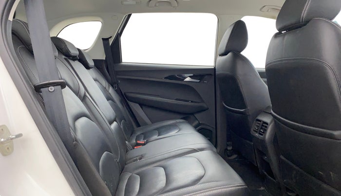 2020 MG HECTOR SHARP 1.5 DCT PETROL, Petrol, Automatic, 42,740 km, Right Side Rear Door Cabin