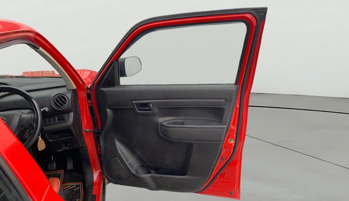 2021 Maruti S PRESSO VXI, Petrol, Manual, 1,39,679 km, RHS Front Door