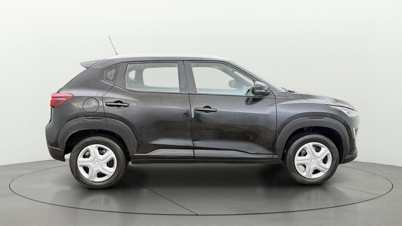 2022 Nissan MAGNITE XL, Petrol, Manual, 21,471 km, Right Side View