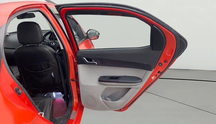 2020 Tata Tiago XZ PLUS PETROL, Petrol, Manual, 67,710 km, RHS Rear Door