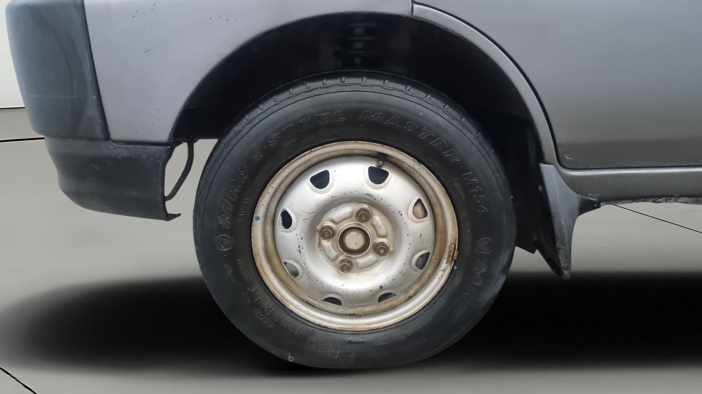 2021 Maruti Eeco 5 STR WITH A/C+HTR CNG, CNG, Manual, 1,20,611 km, Left Front Wheel