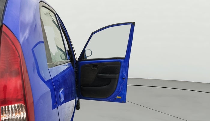 2014 Tata Nano TWIST XT, Petrol, Manual, 82,217 km, RHS Front Door