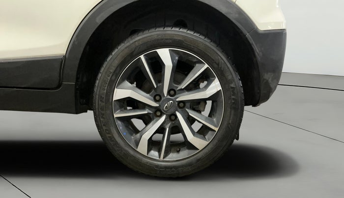 2019 Mahindra XUV300 W8 (O) 1.2 PETROL, Petrol, Manual, 75,045 km, Left Rear Wheel