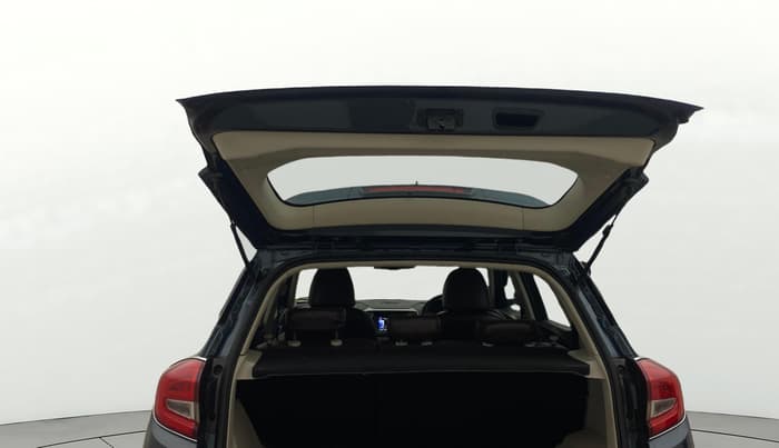 2022 Mahindra XUV300 W8(O) TURBO GDI, Petrol, Manual, 62,462 km, Boot Door Open